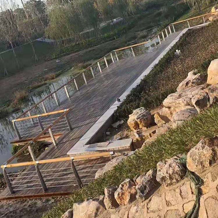 河道護欄